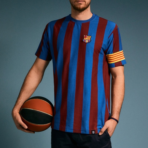 FC Barcelona Captain’s Jersey Brand New with tag 100% authentic merchandise. Y y - Picture 1 of 4